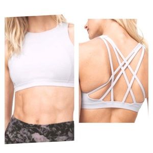 Lululemon free to be free serene bra high neck line line size 8